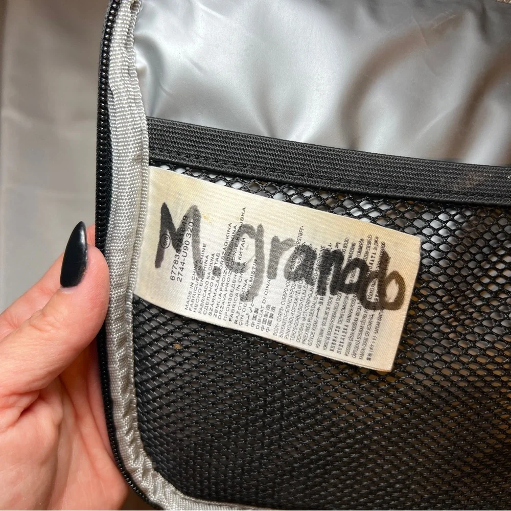 Nike Women's‎ Floral Print Lunch Bag - Black and Pink With Logo